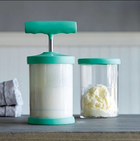 Pampered Chef Kitchen Whip Cream Maker Poshmark